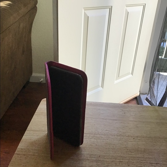 **SOLD ON TRADESY**LOUIS Vuitton IPhone X Case - Picture 5 of 8